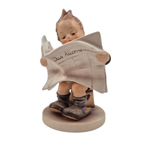 Latest News Figurine Goebel Hummel 184 Porcelain TMK 3 W Germany Boy Newspaper - Picture 9 of 10